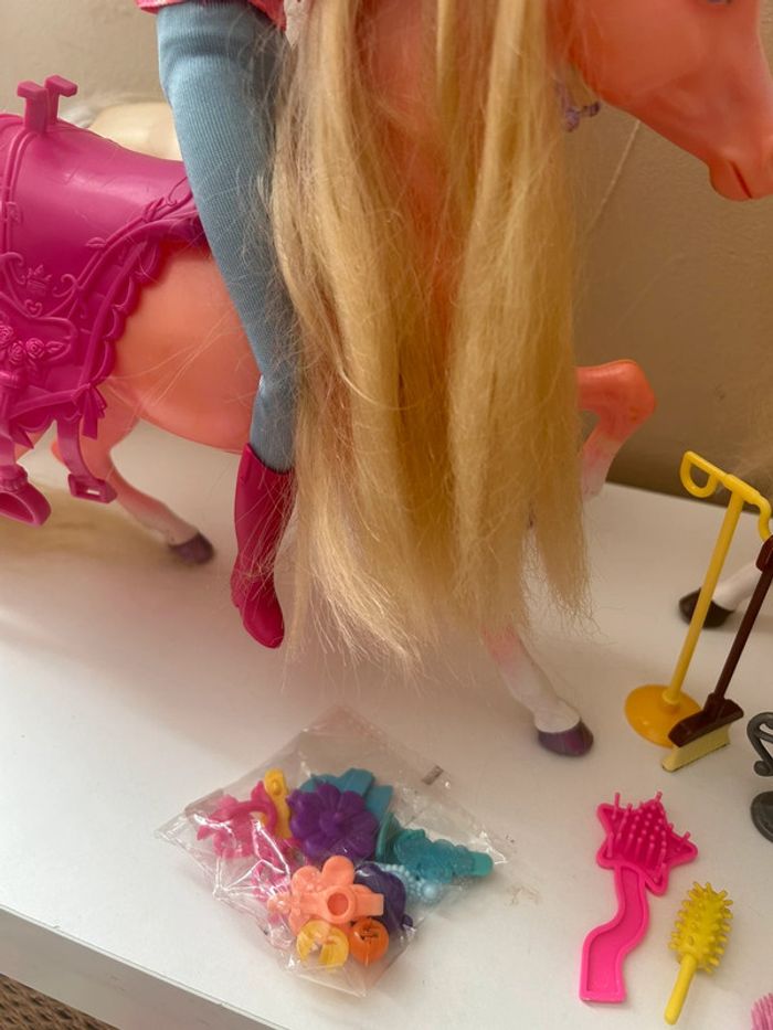 Barbie 🩰 chevaux + poupées barbie + accessoires - photo numéro 5