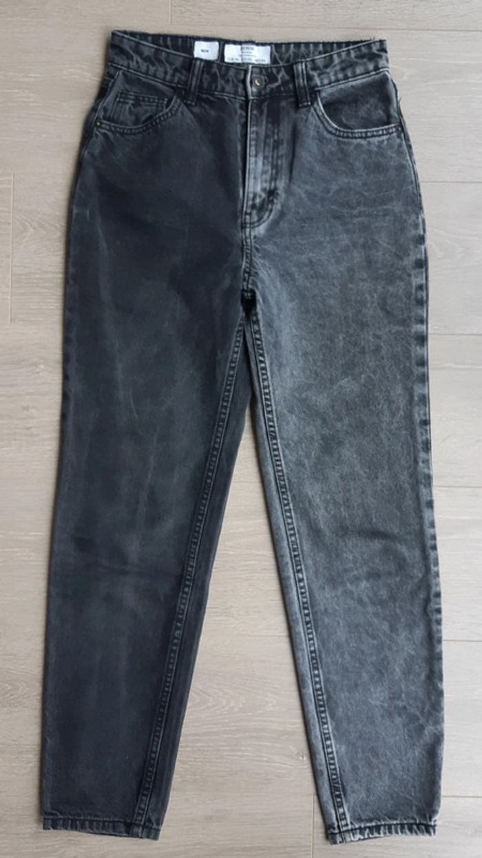 Jean Bershka taille 34 - photo numéro 2