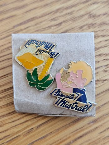 Lot de pin’s Biscuits Mistral