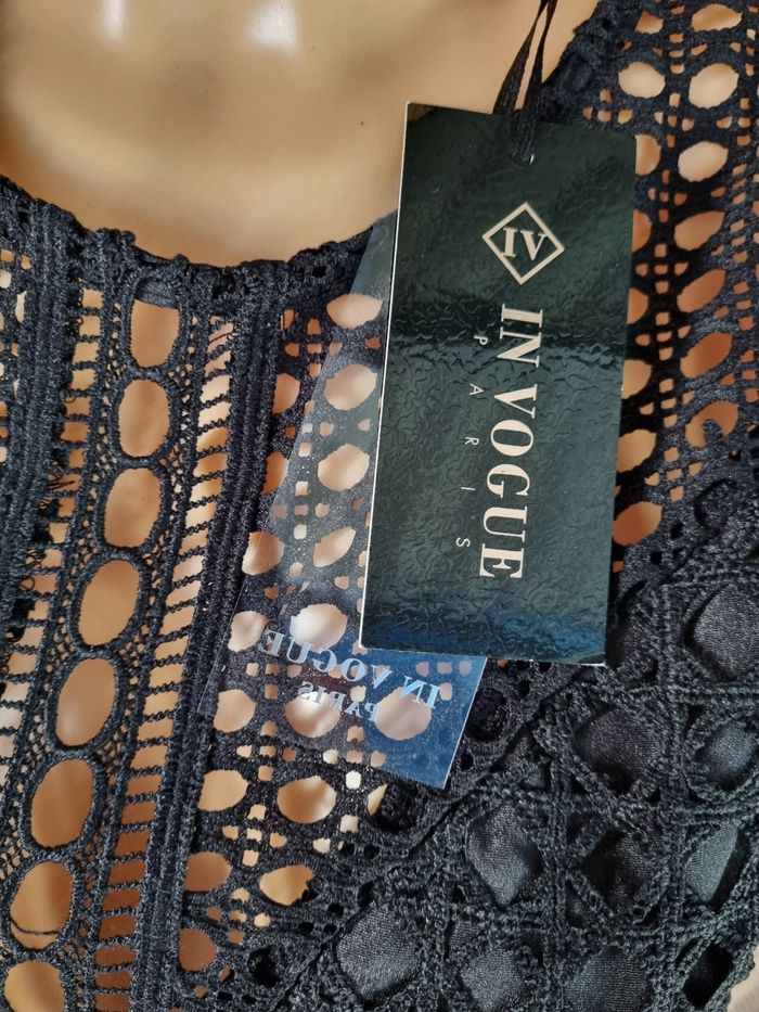 Robe noir ajouré taille M (In Vogue) neuve - photo numéro 8