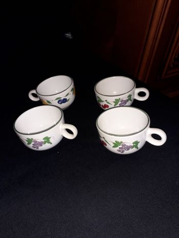 Tasses