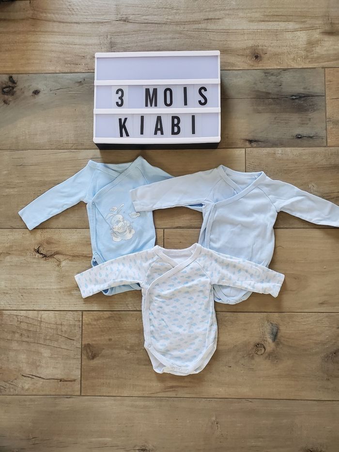 Lot de bodies 3 mois Kiabi