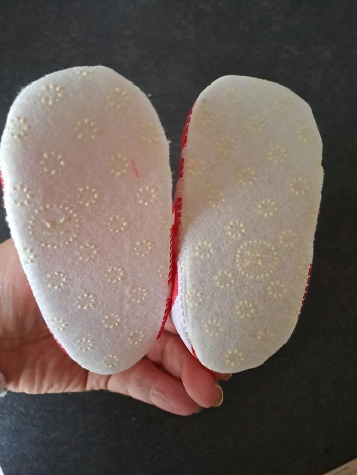 Chaussons bébé - photo numéro 2