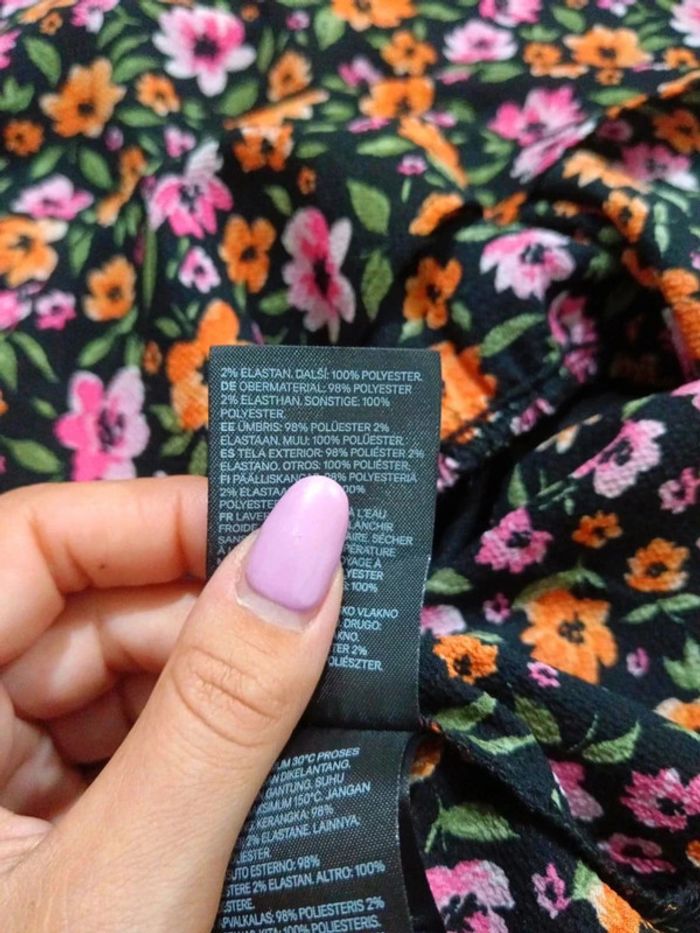 C48 robe fleurie H&M 38 - photo numéro 3