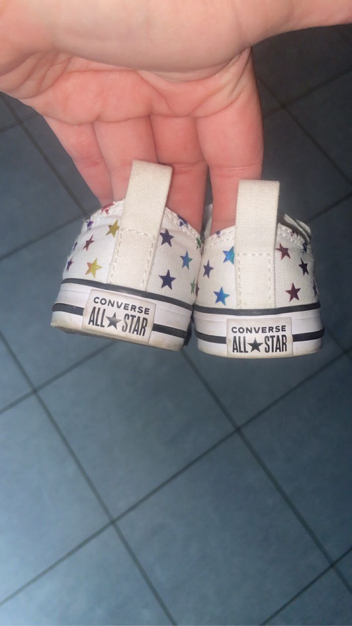 Converse taille 22 - photo numéro 2
