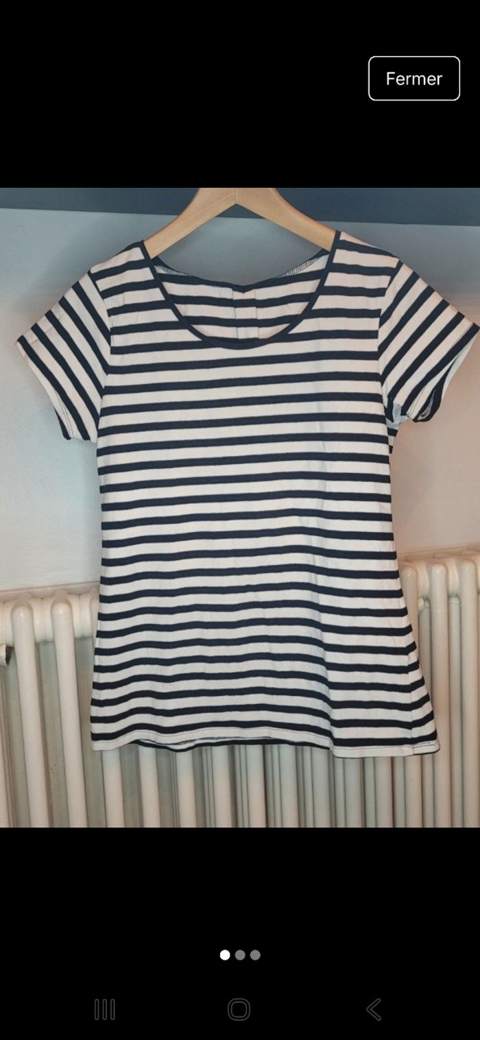 Tee-shirt rayé noir et beige nœud dans le dos