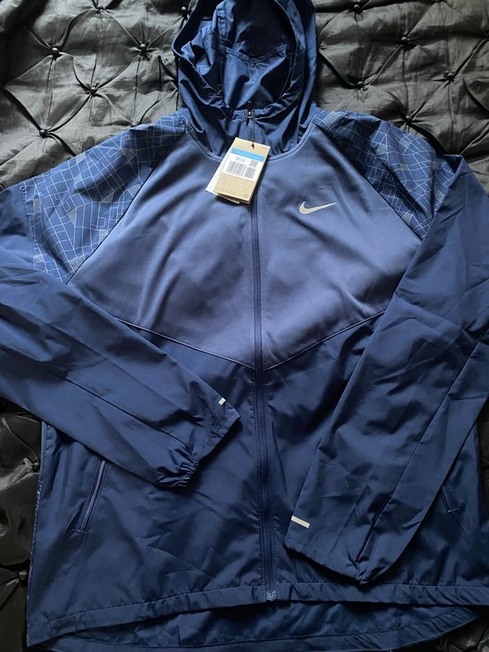 Veste nike running division miller M neuf avec étiquette authentique - photo numéro 5