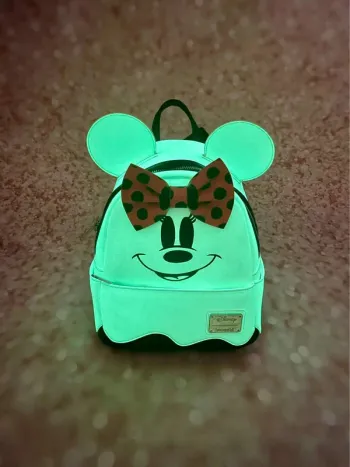 Sac à dos Loungefly Disney Halloween Minnie phosphorescent