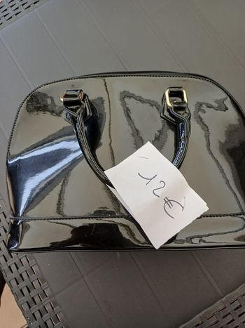 sac vernis noir
