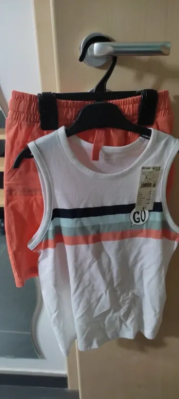 Pyjama short garçon taille 8 ans. Neuf, kiabi