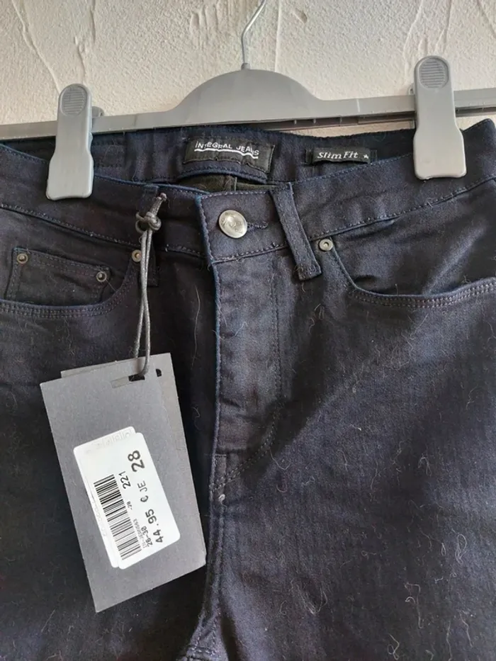Jean Slim Fit Neuf Taille 28 - photo numéro 3