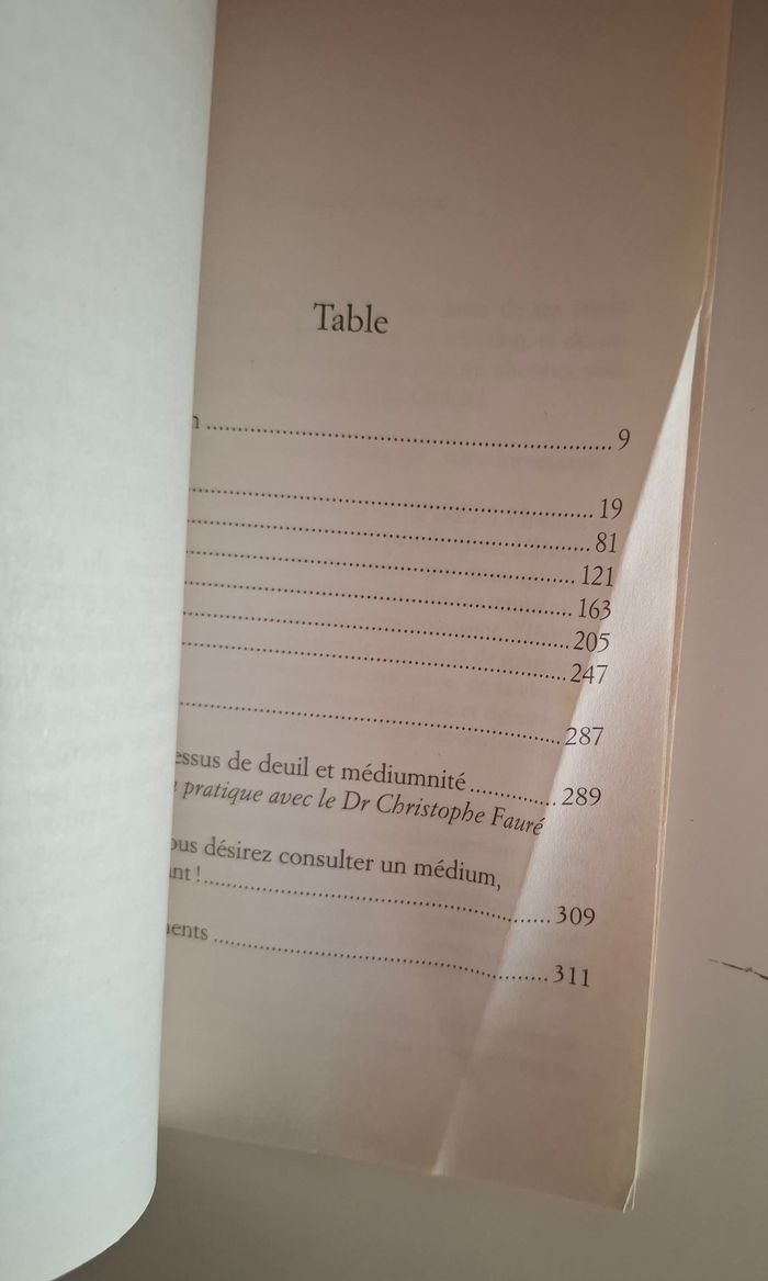 Il y a quelqu'un dans la maison de Patricia Darre - photo numéro 5