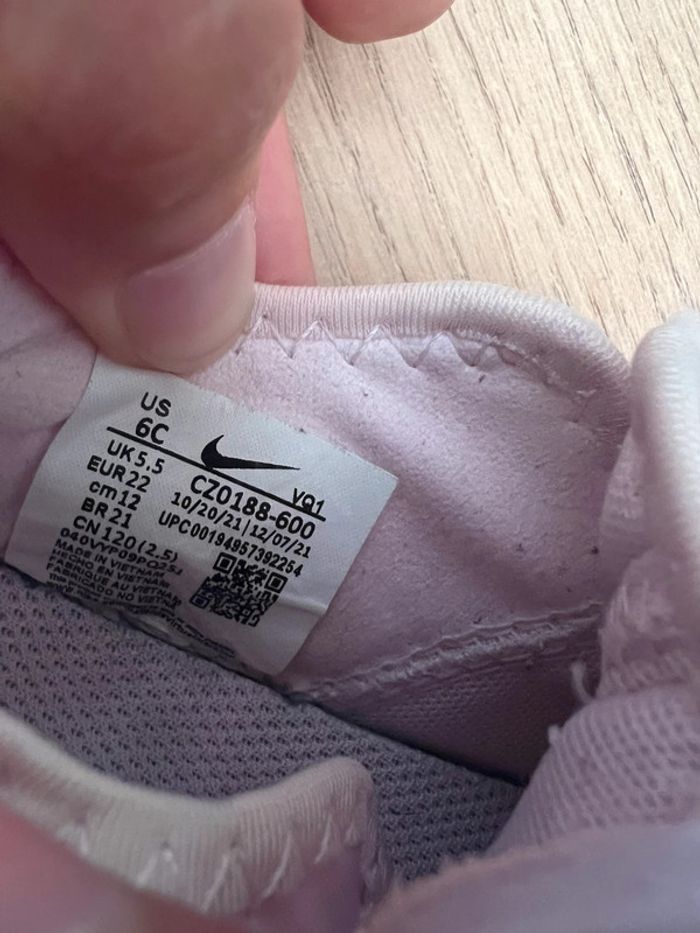 Basket fille Nike taille 22 - photo numéro 5