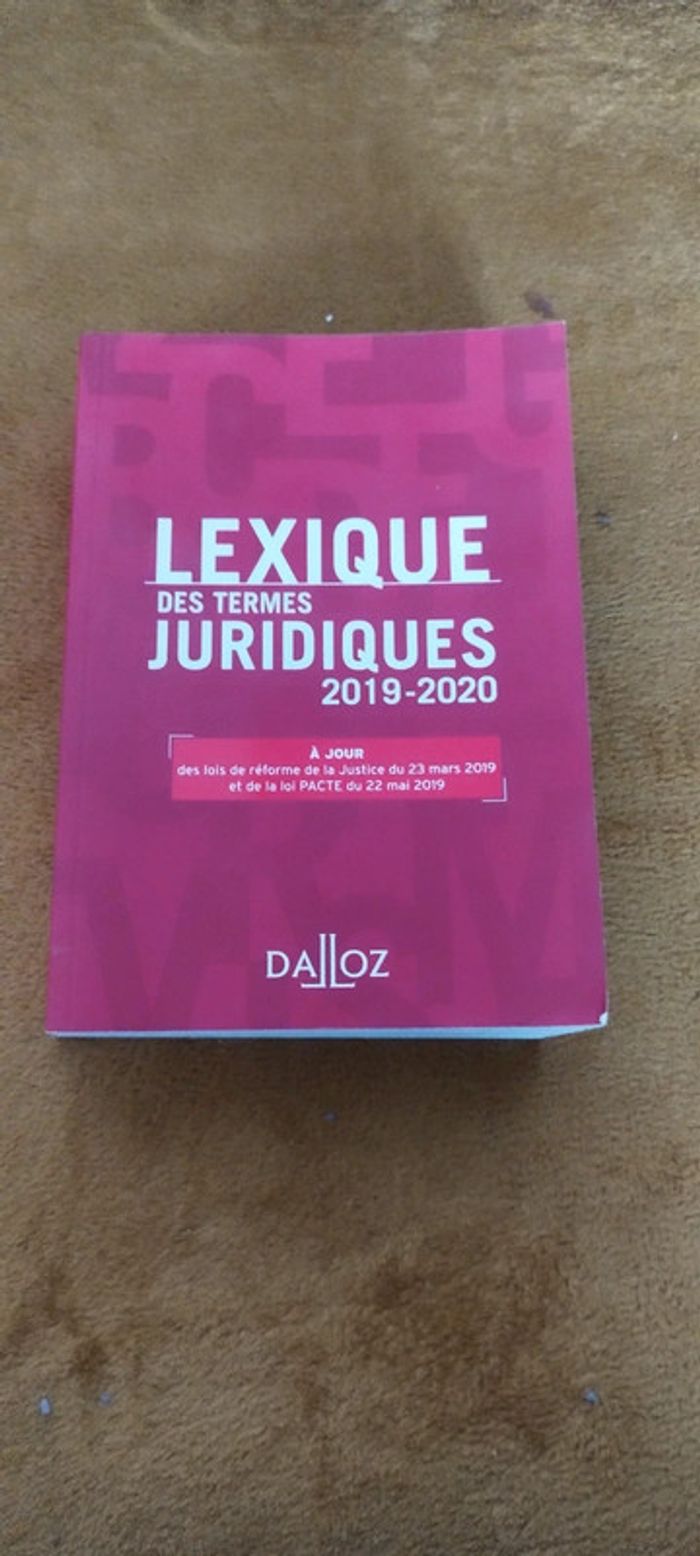 Livre de droit