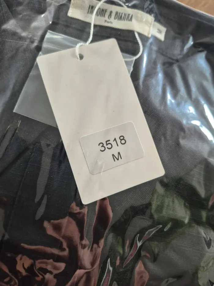 Combishort Noire Femme avec Poches et Ceinture Taille M/38 - photo numéro 3