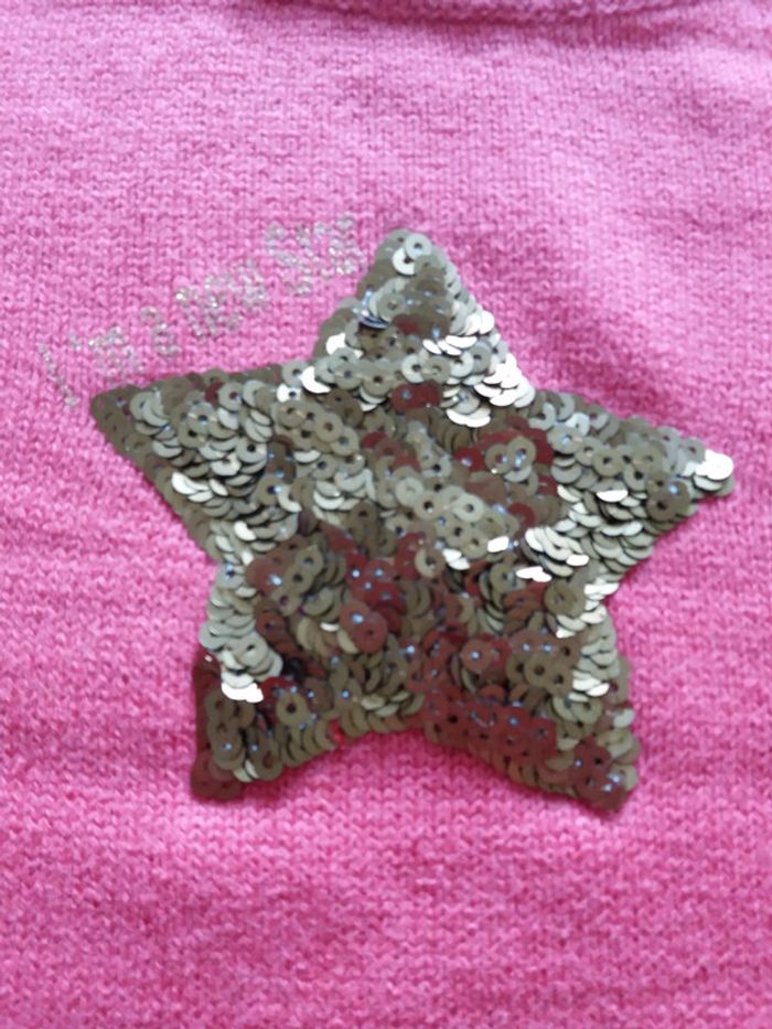 Pull avec étoile - photo numéro 2