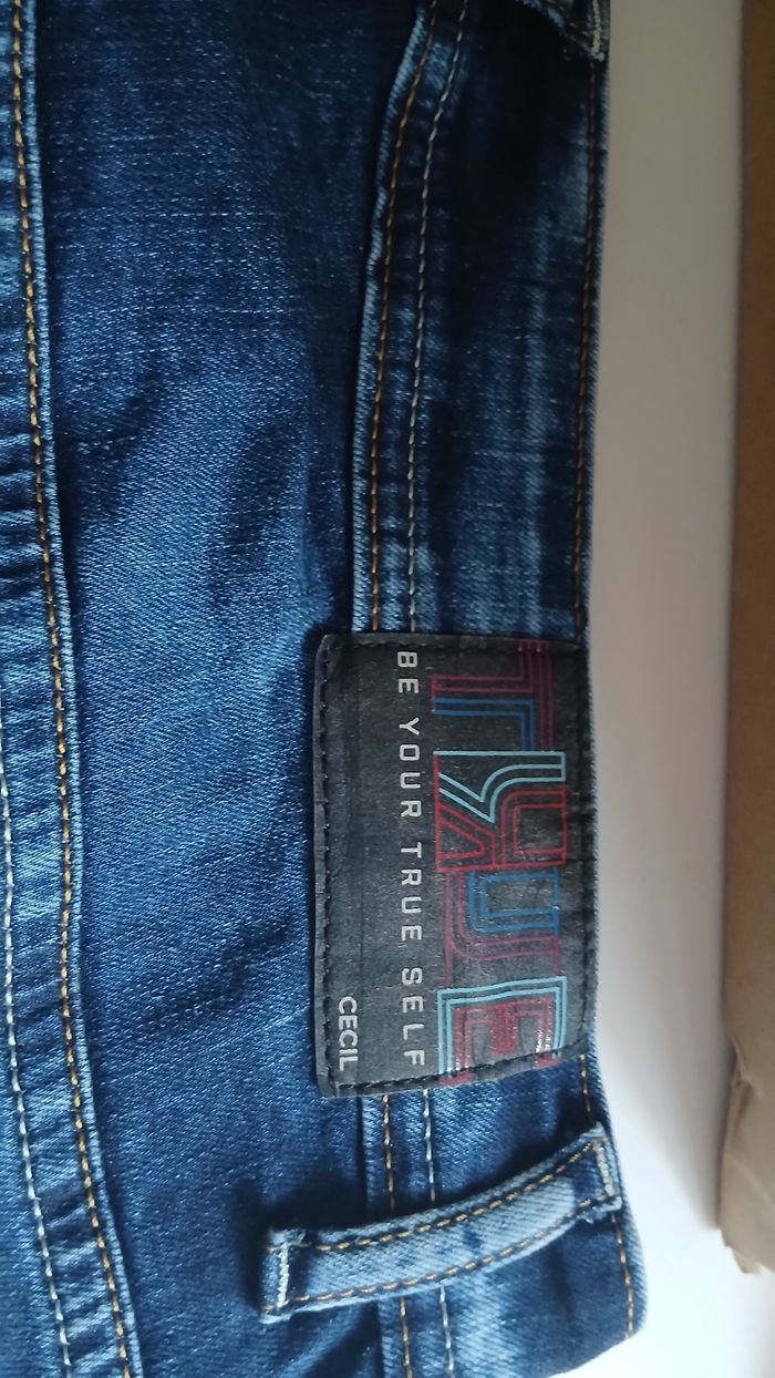 Jeans - photo numéro 5