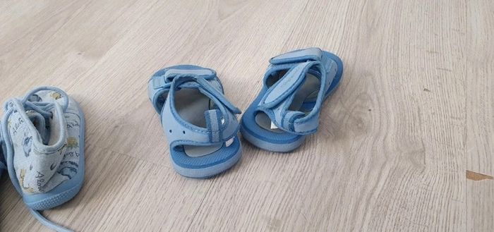 Sandales de plage et chausson - photo numéro 5