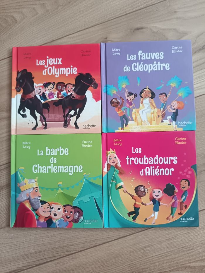 Lot de 22 livres McDonald's - photo numéro 6