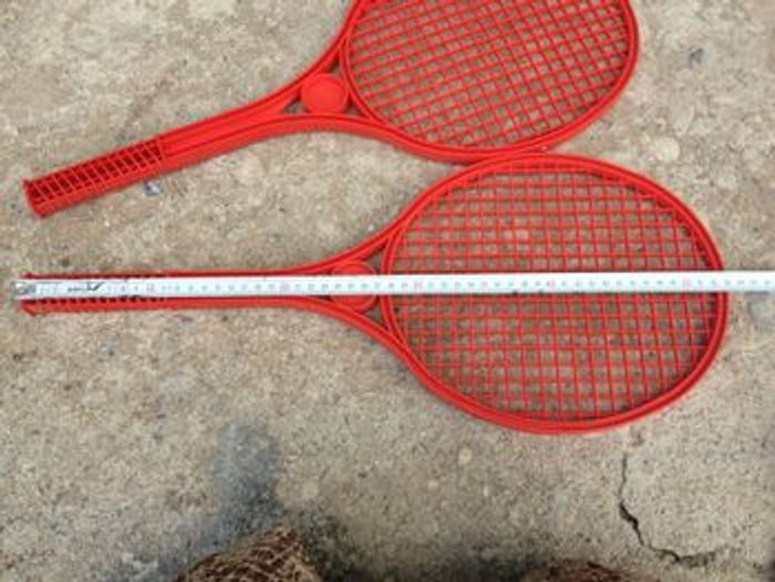 Accessoire de sport lot de 2 raquettes de tennis en plastique rouge pour enfant - photo numéro 6