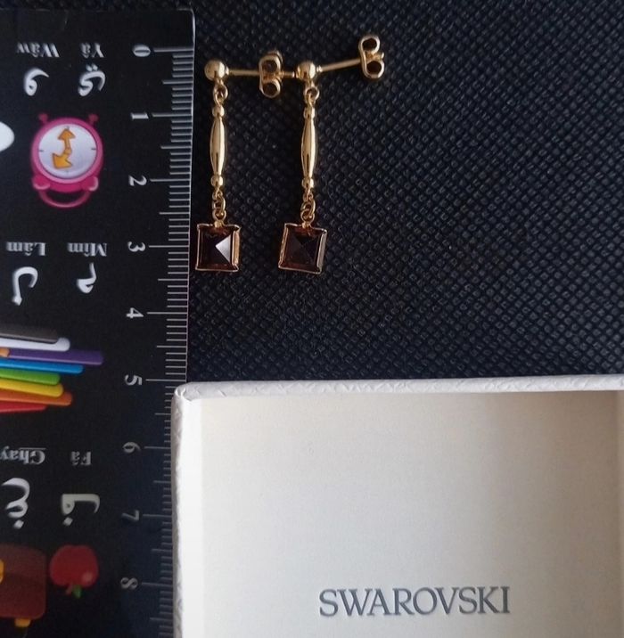 Boucle d'oreille en plaqué or pierre Swarovski - photo numéro 3