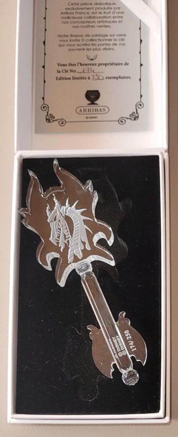 Cle key llave arribas le dragon de la belle au bois dormant disney