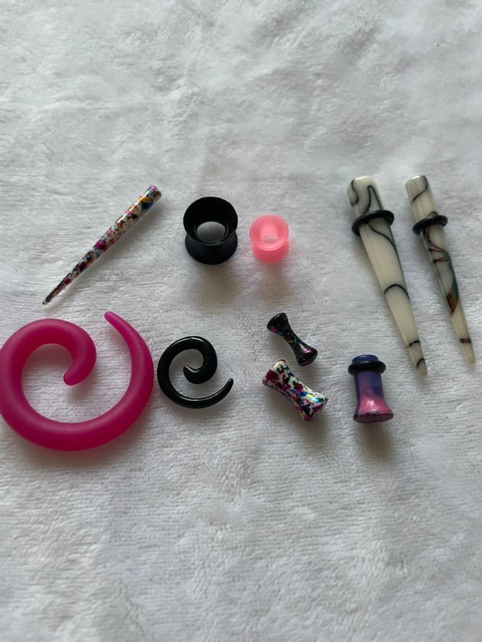 Écarteurs pour oreilles multiclore - photo numéro 2