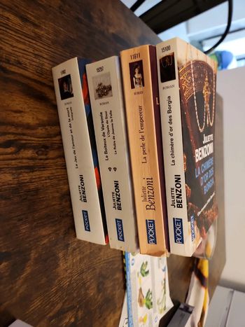 Lot de 4 livre de Juliette Benzoni