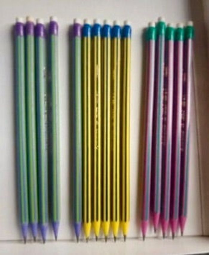 Crayons de bois HB