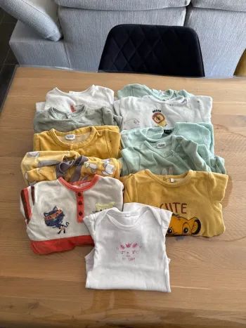 Lot de 10 pyjamas bebe 18 mois