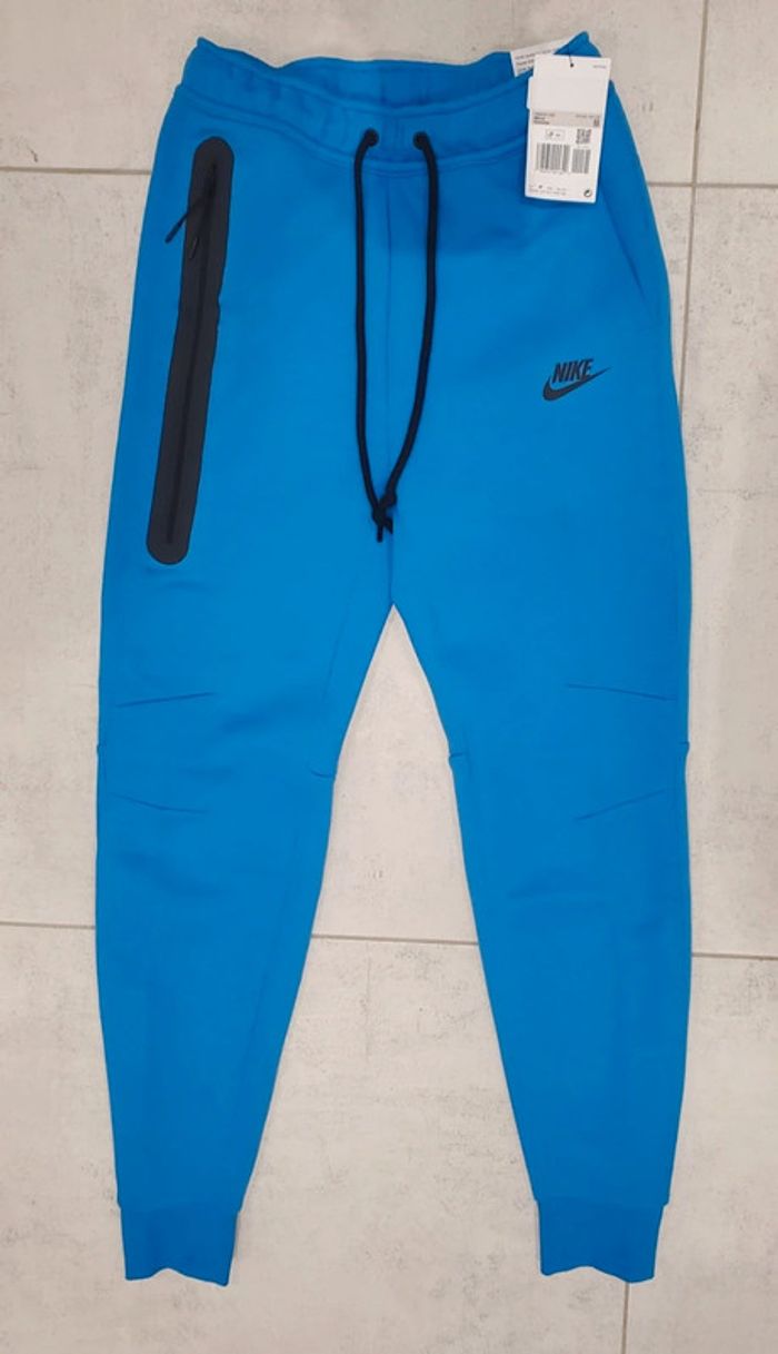 Pantalon sport Nike XS Neuf - photo numéro 2