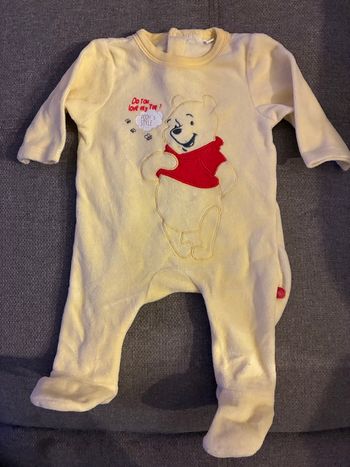 Pyjama bébé Disney Winnie l’Ourson – 1 mois – Très bon état