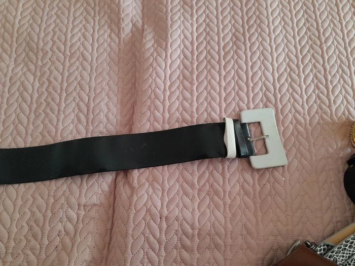 Ceinture boucle blanche - photo numéro 2