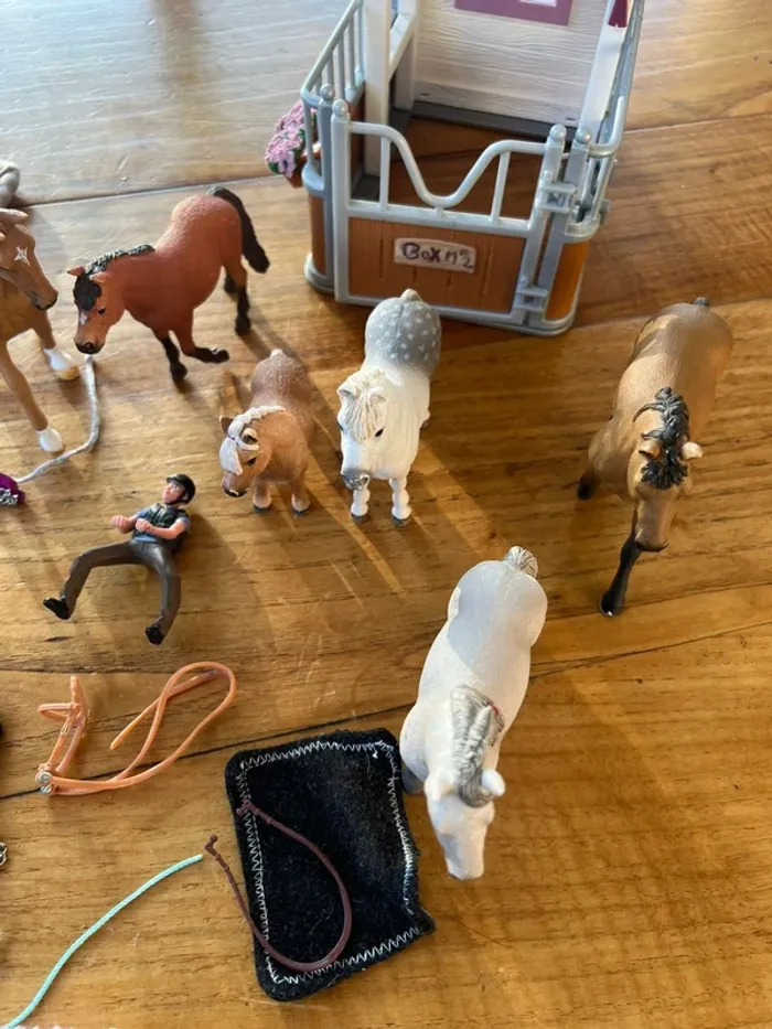 Chevaux, box et accessoires Schleich - photo numéro 4