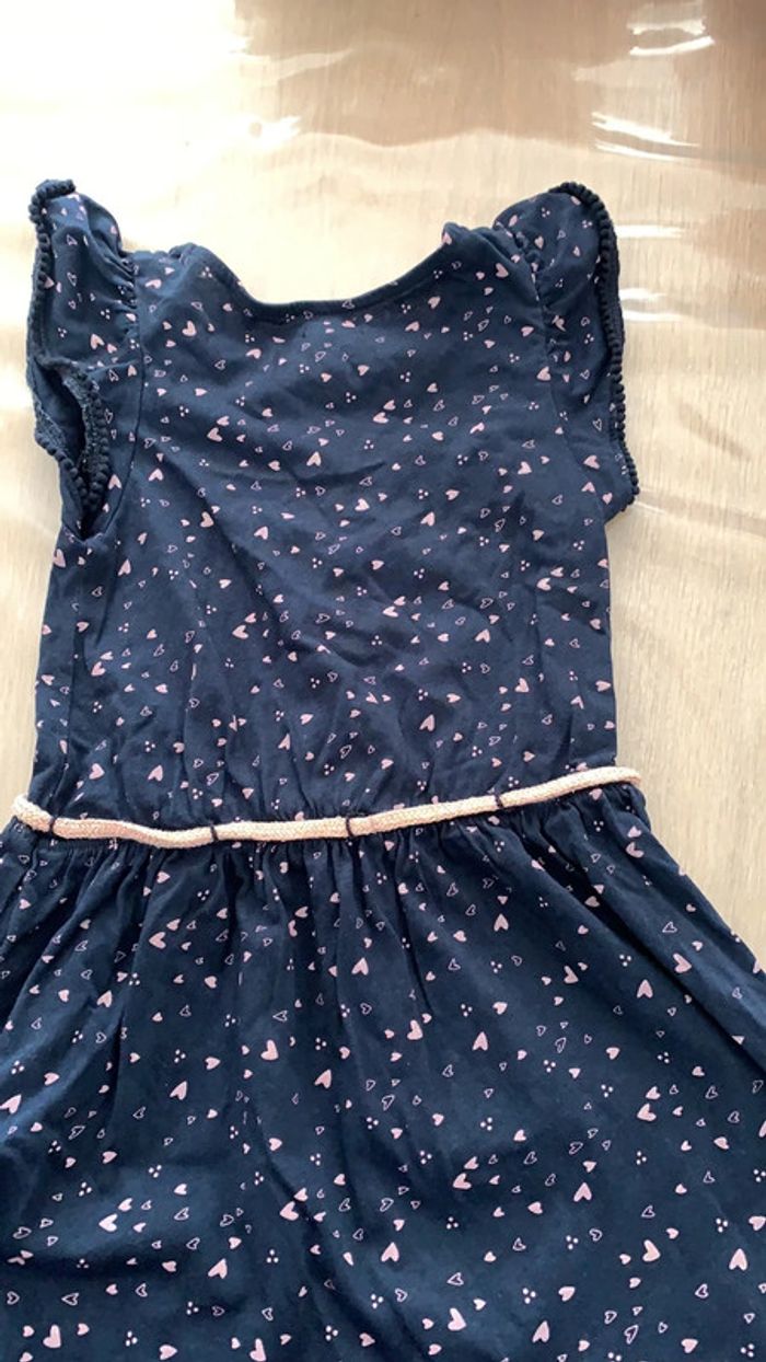 Robe kiabi 5 ans - photo numéro 3