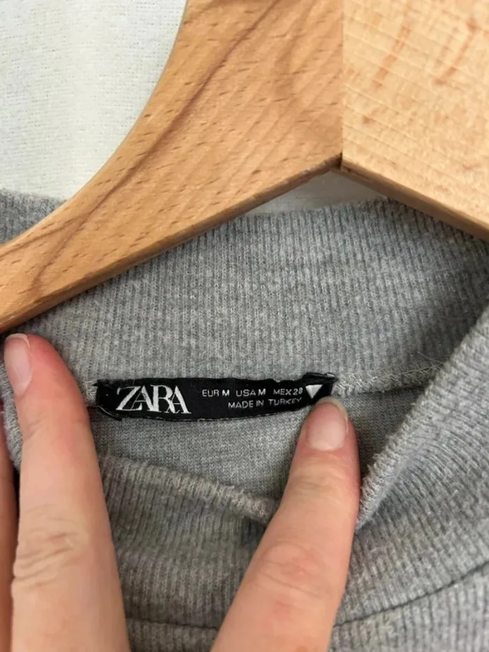 Haut gris Zara - photo numéro 2