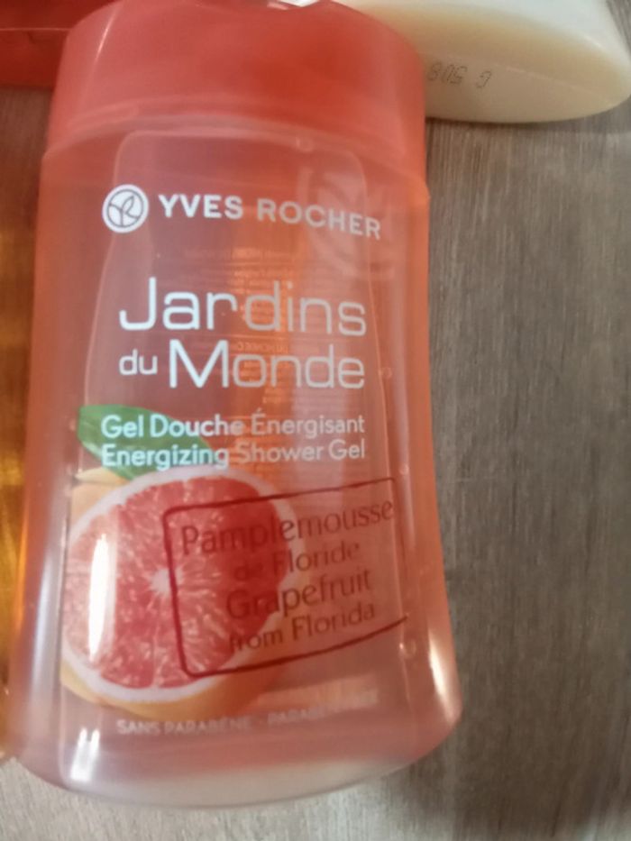 5 cosmétiques vintage Yves Rocher - photo numéro 2