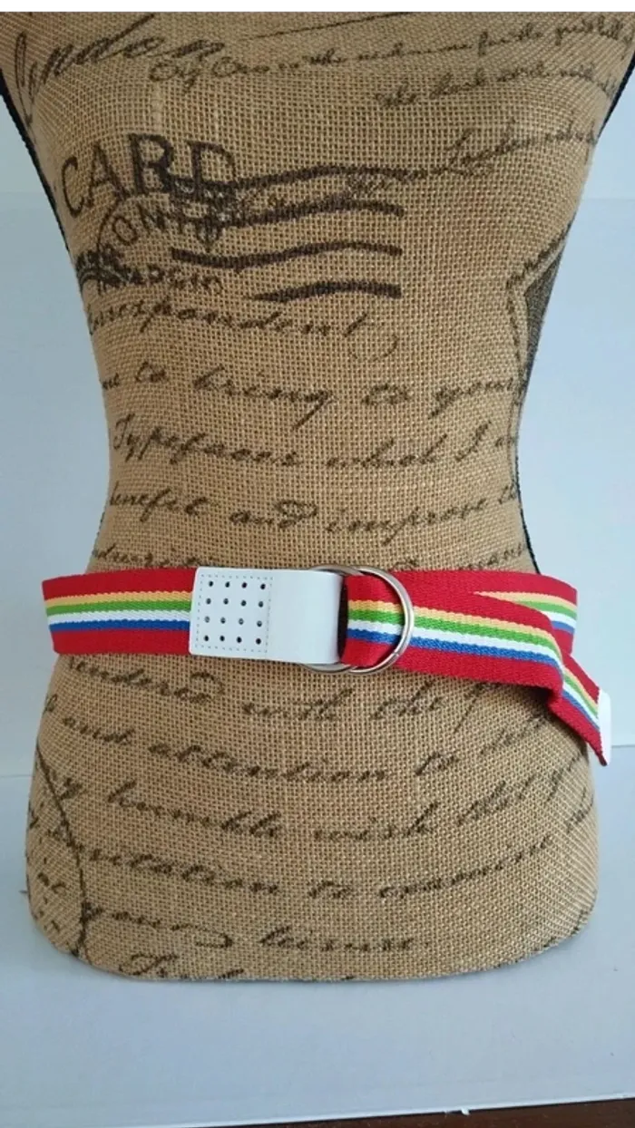 Ceinture bandes rouge bleu blanc vert jaune mixte