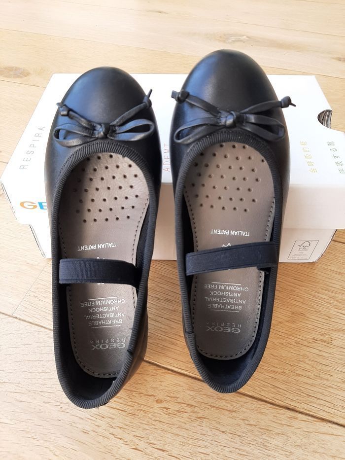 Ballerines Geox 28 - photo numéro 2