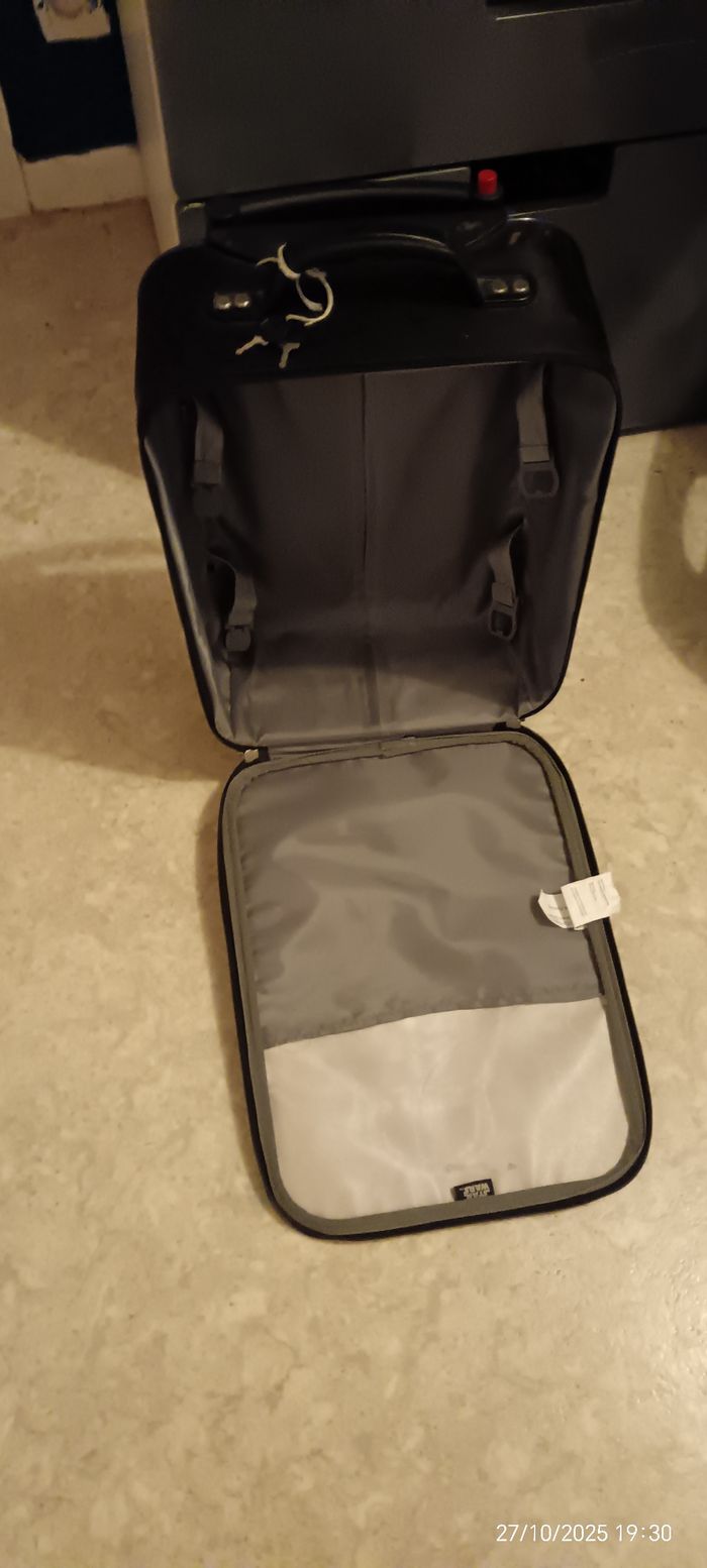 Valise - photo numéro 2