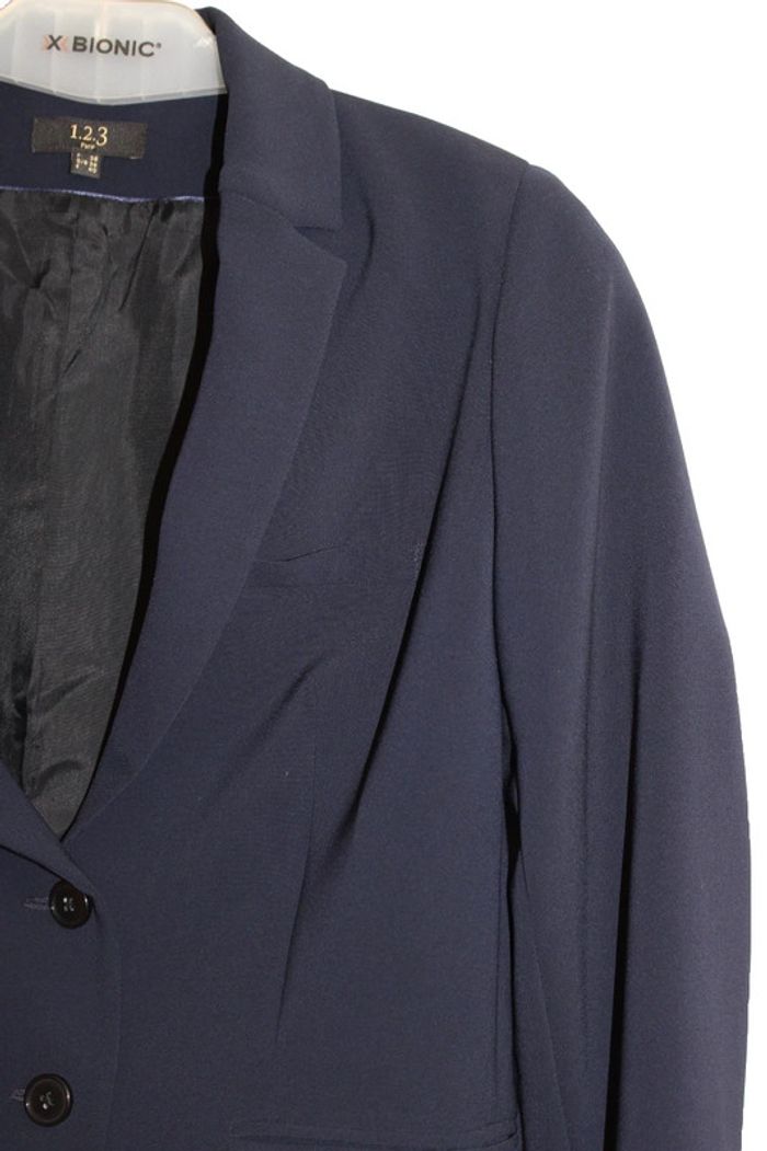 veste blazer chic  marque 1.2.3. taille indiquée 38 peut aller a une petit 40 - photo numéro 2