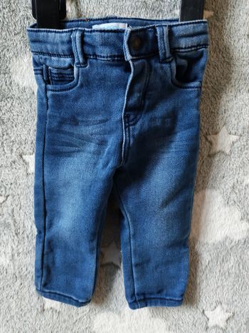Lot pantalon jeans 6 mois 