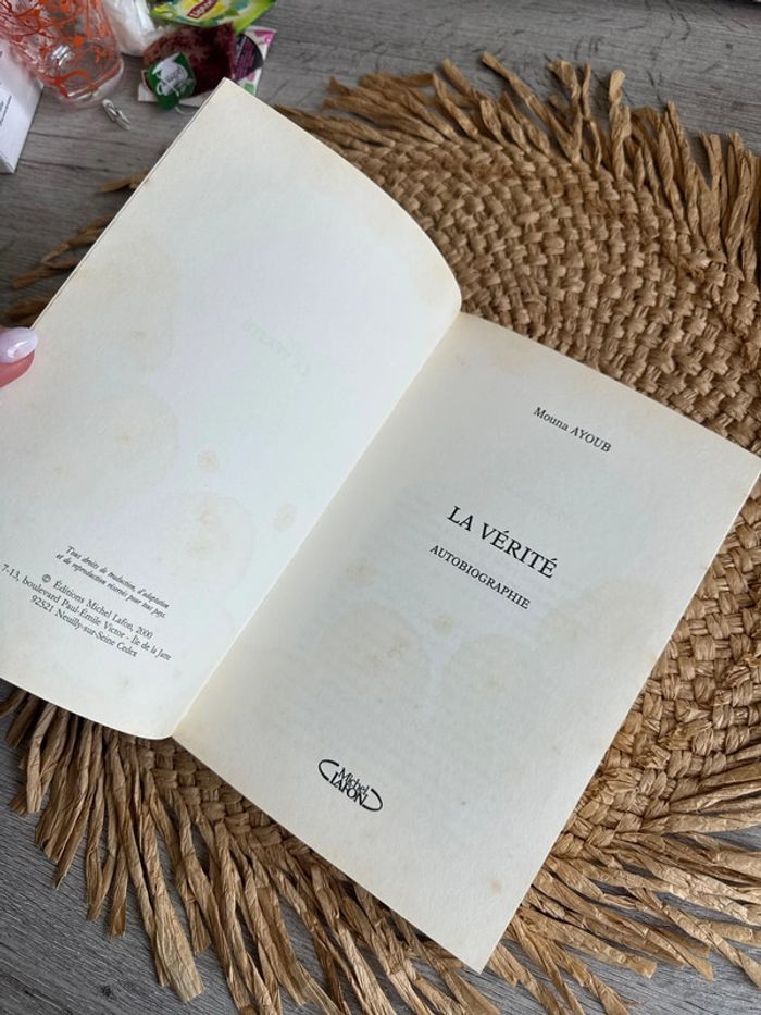 Livre la vérité Mouna ayoub - photo numéro 4