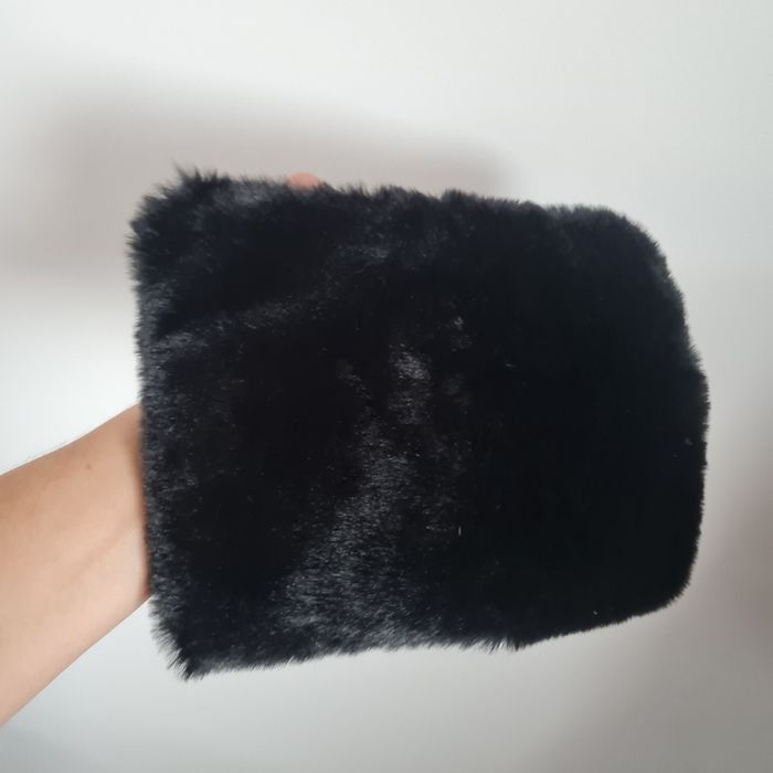 Trousse maquillage fausse fourrure