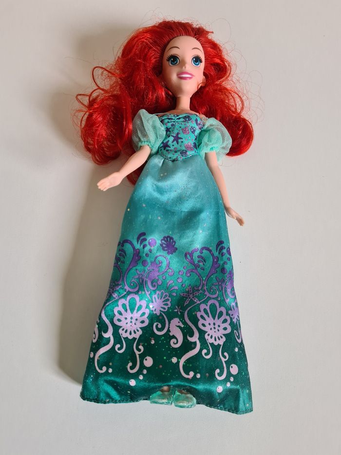 Lot 4 poupées poussière d'étoile Disney - photo numéro 4