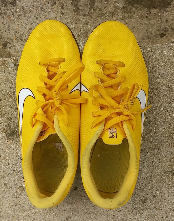 Chaussures foot en salle Nike taille 38 - photo numéro 5