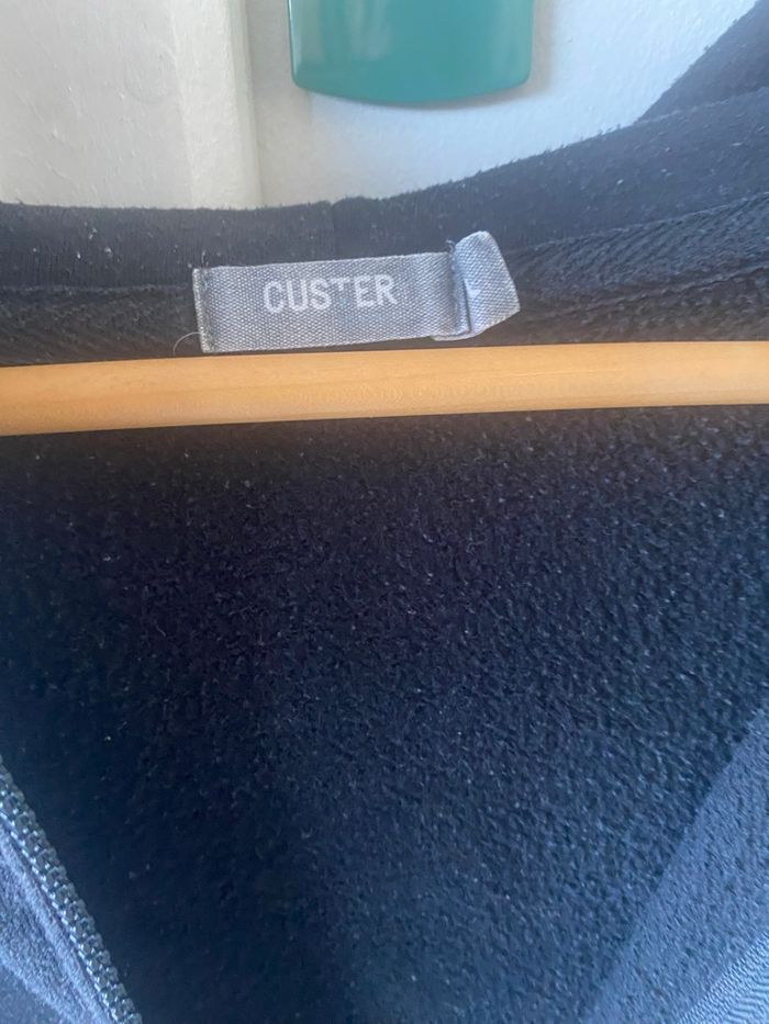 Veste noir taille L capuche bon état custer - photo numéro 2