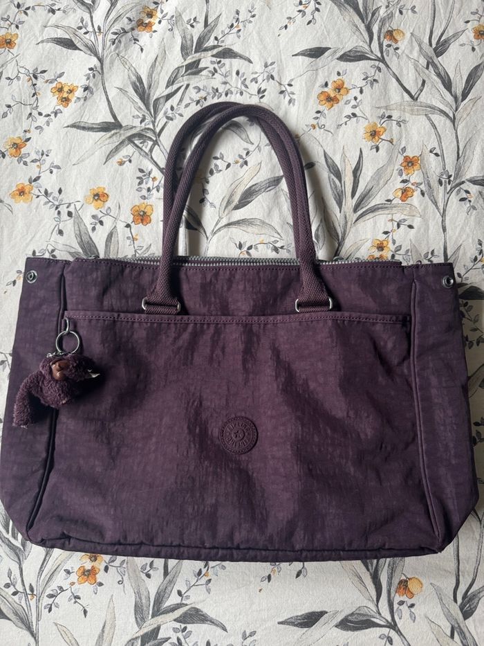 Magnifique sac fourre-tout Kipling vintage violet épaule