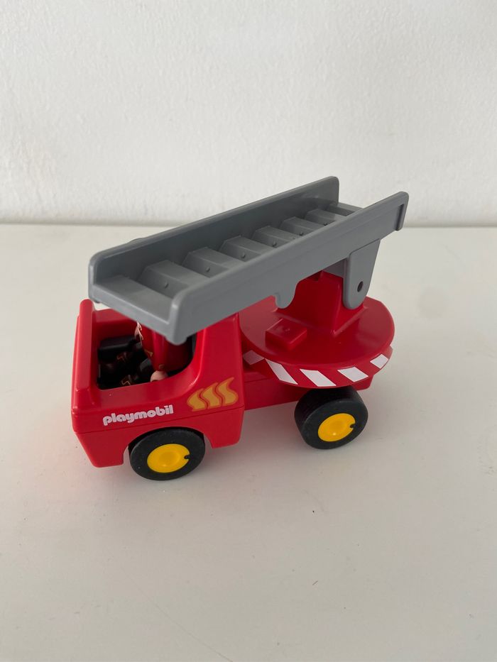 Camion pompier Playmobil ancien - photo numéro 3