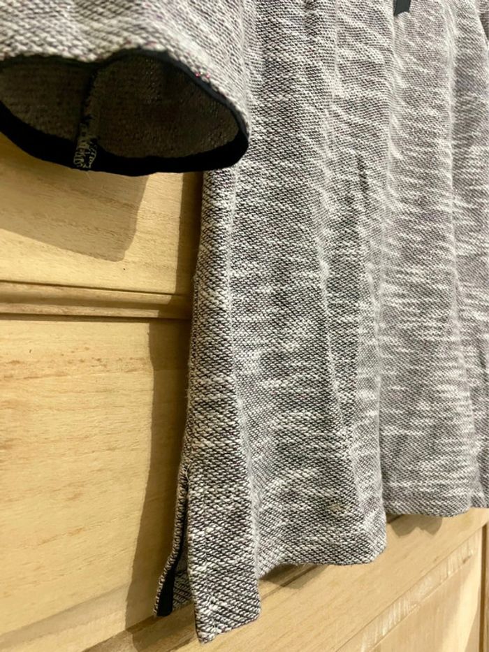 Petit pull gris lacet à l’arrière manches 3/4 taille S - photo numéro 20